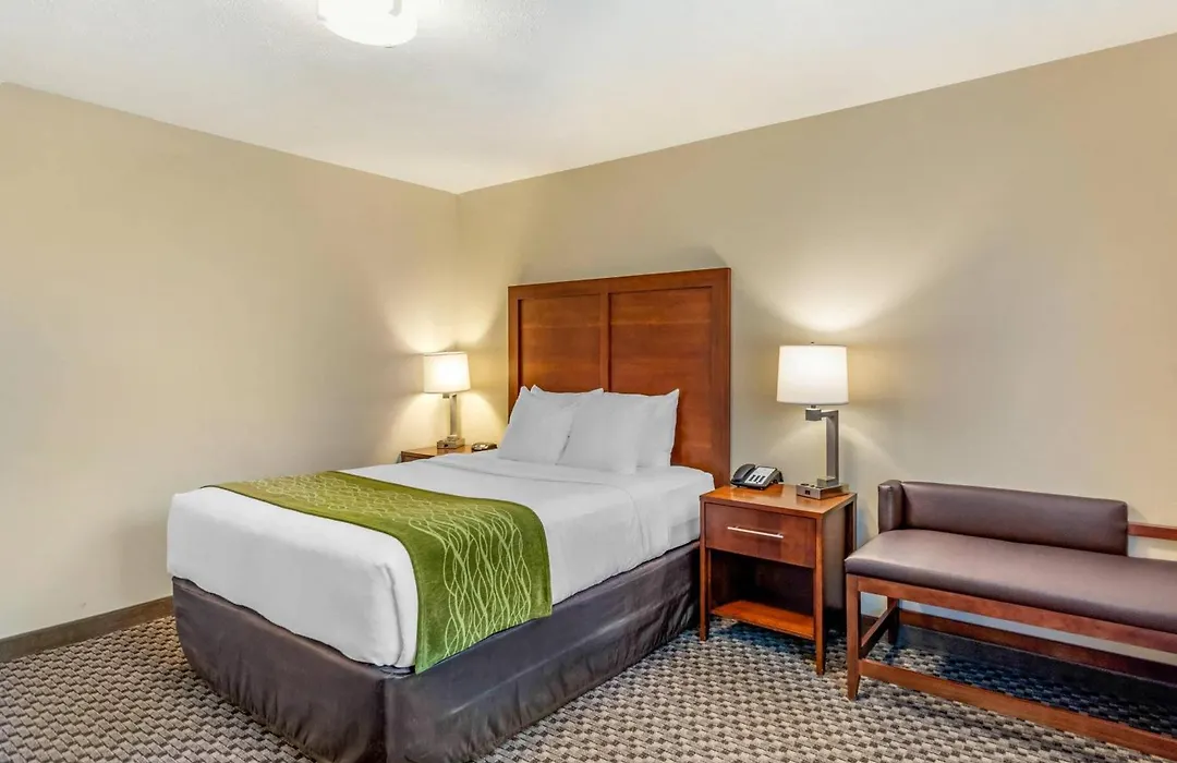 Comfort Inn & Suites Lancaster Antelope Valley-1