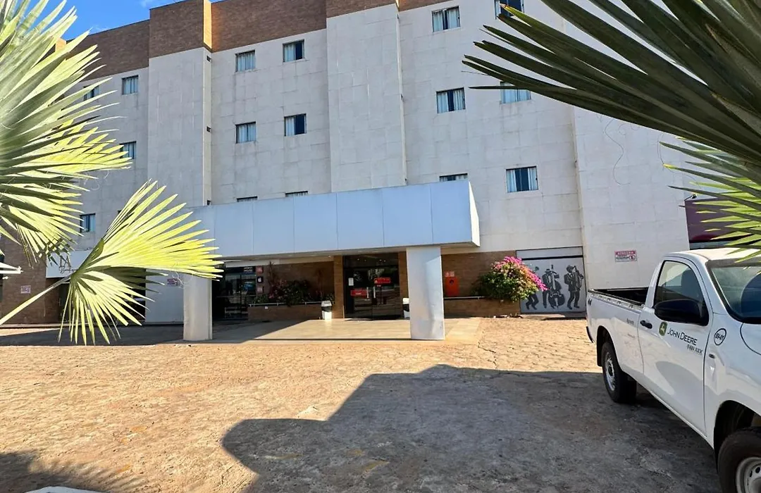 Inacio'S Plaza Hotel-1