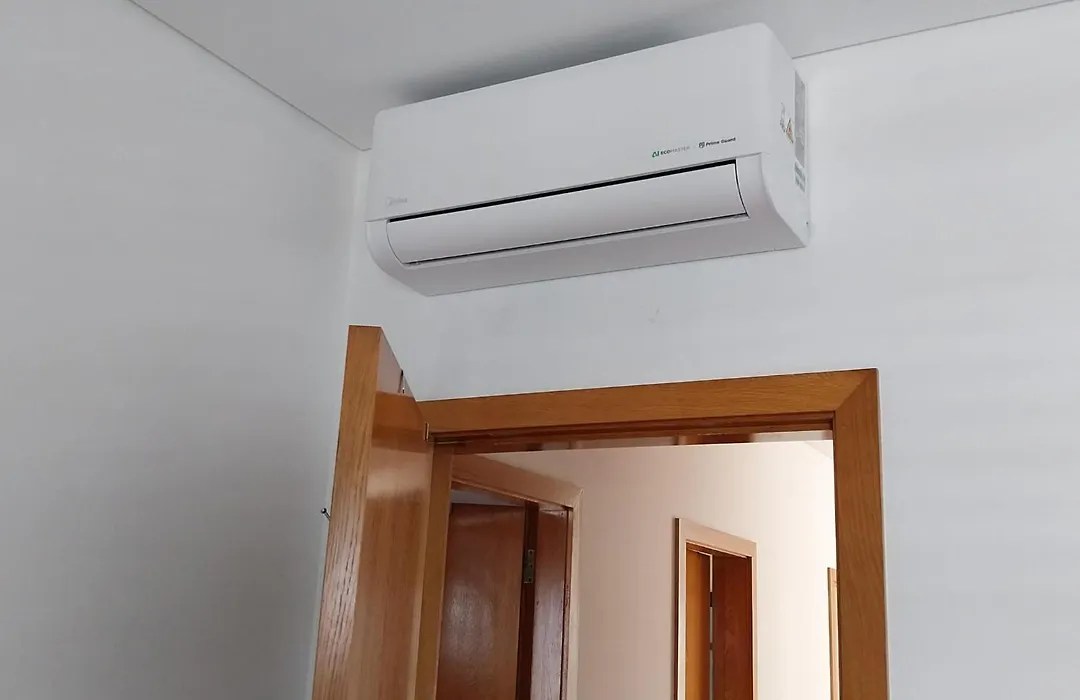 Royalheronhouse-1