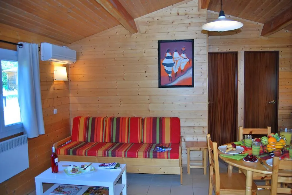 Lagrange Grand Bleu Vacances - Residence Les Ségalières-1