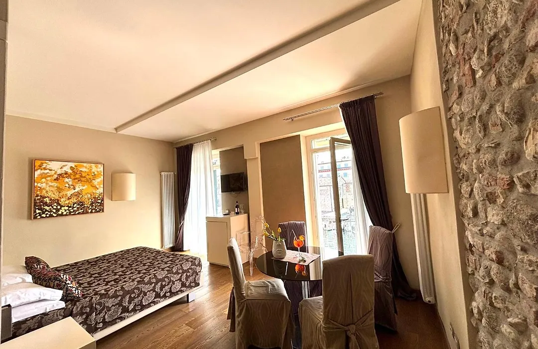 Oreste Suite-1