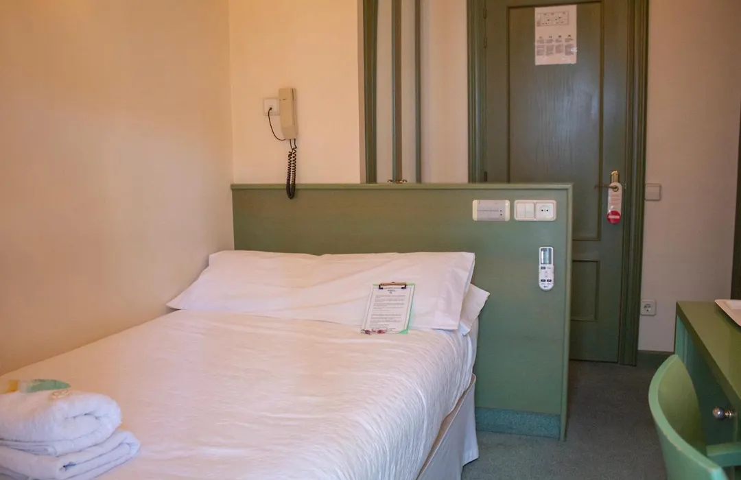 Hostal Navarra-1