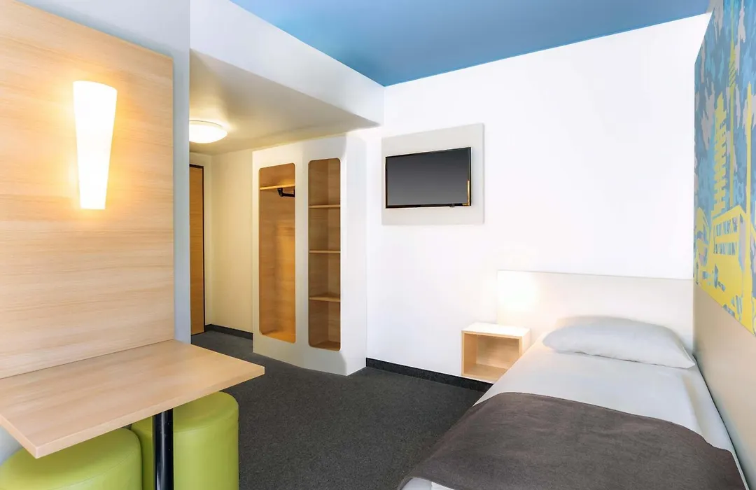 B&B Hotel Stuttgart-City-1