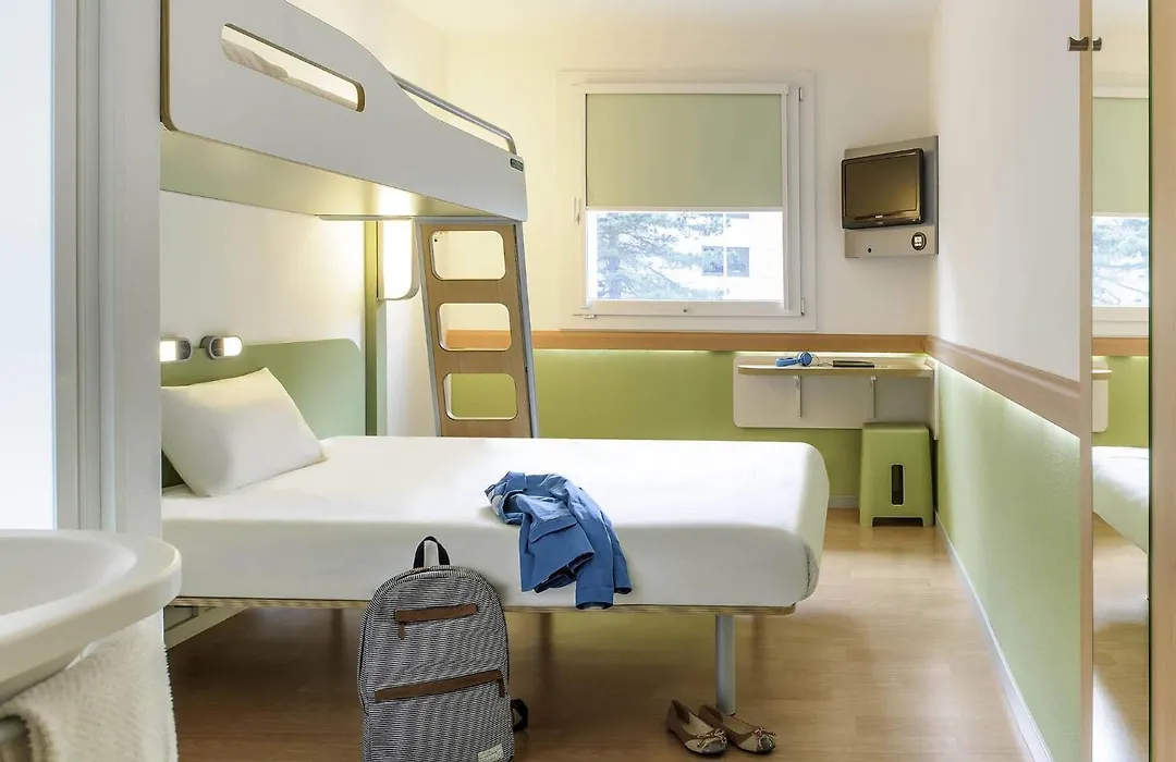 Ibis Budget Istres Trigance-1