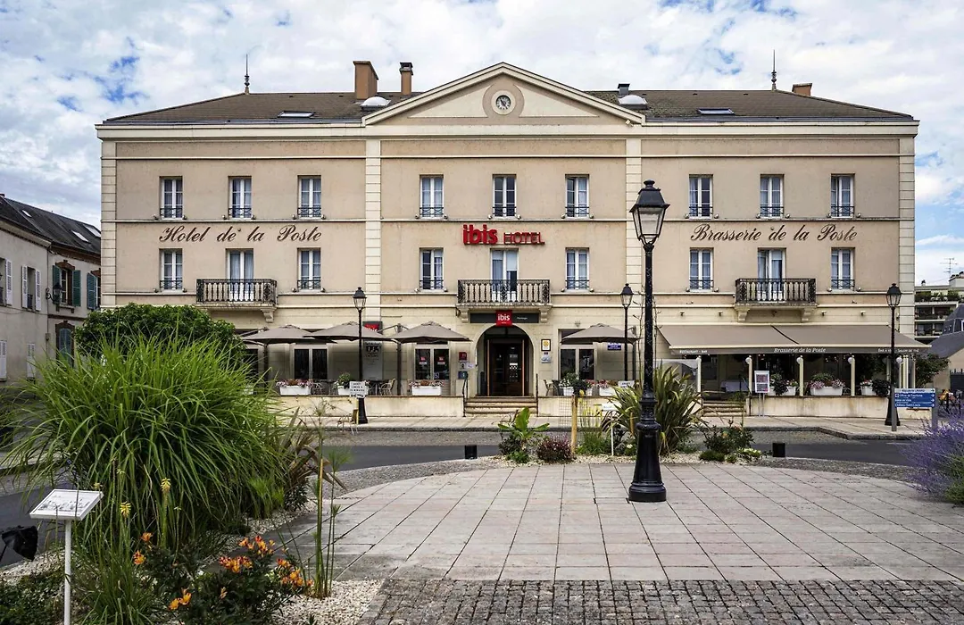 Ibis Montargis-1