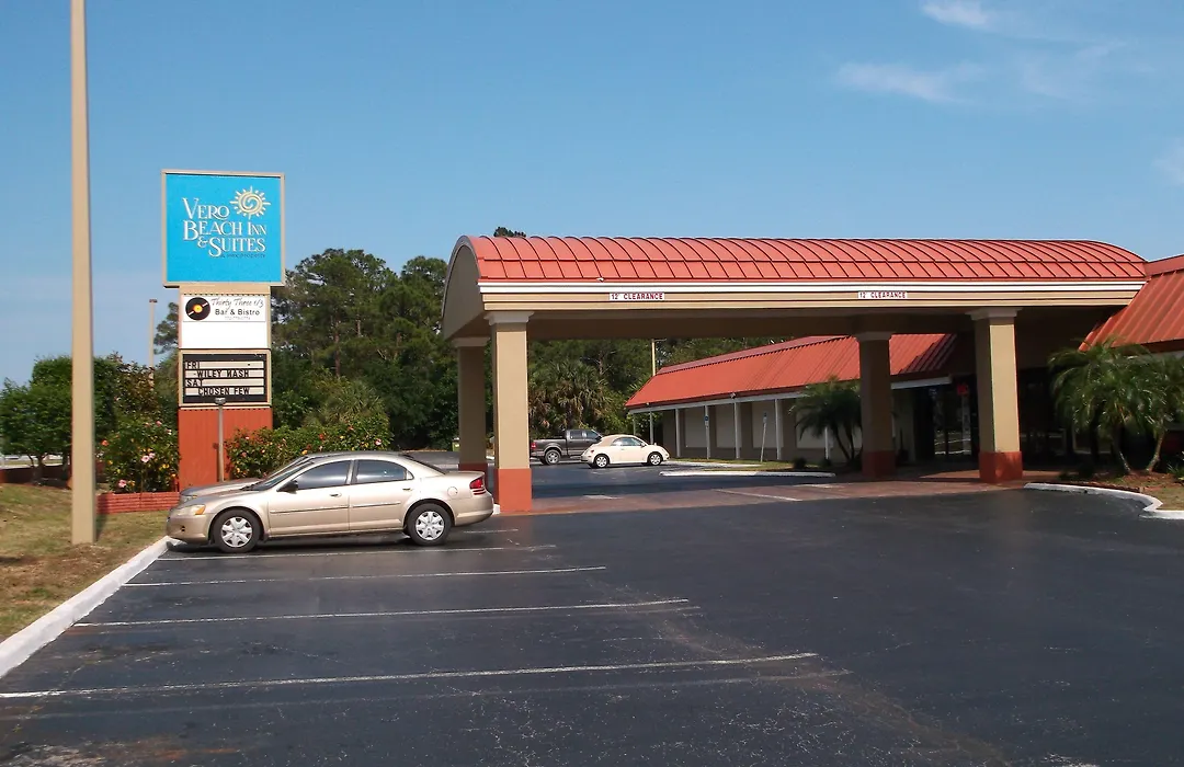 Vero Beach Inn & Suites Vero Beach I-95 (Adults Only)-1