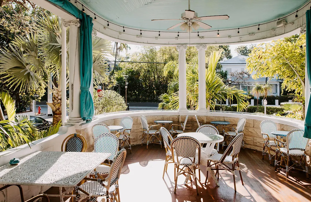 Amsterdam'S Curry Mansion Inn-1