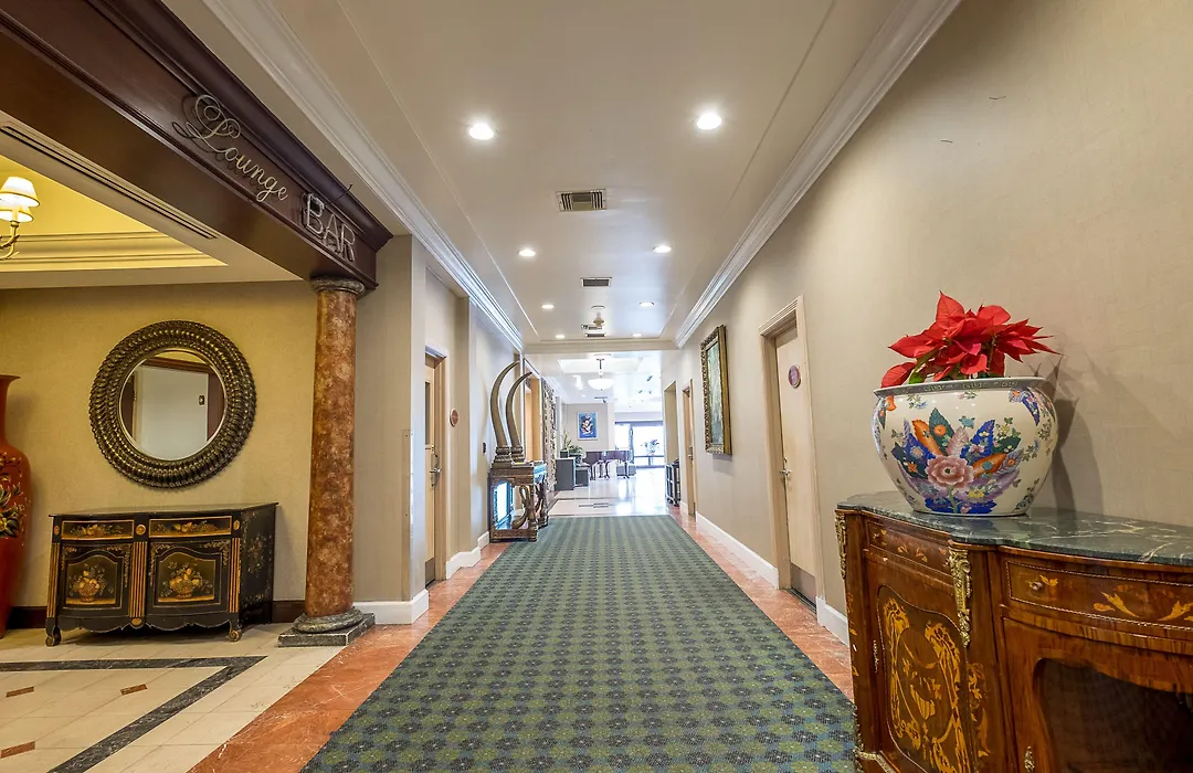 Howard Johnson By Wyndham Fullerton/Anaheim Conference Cntr-1