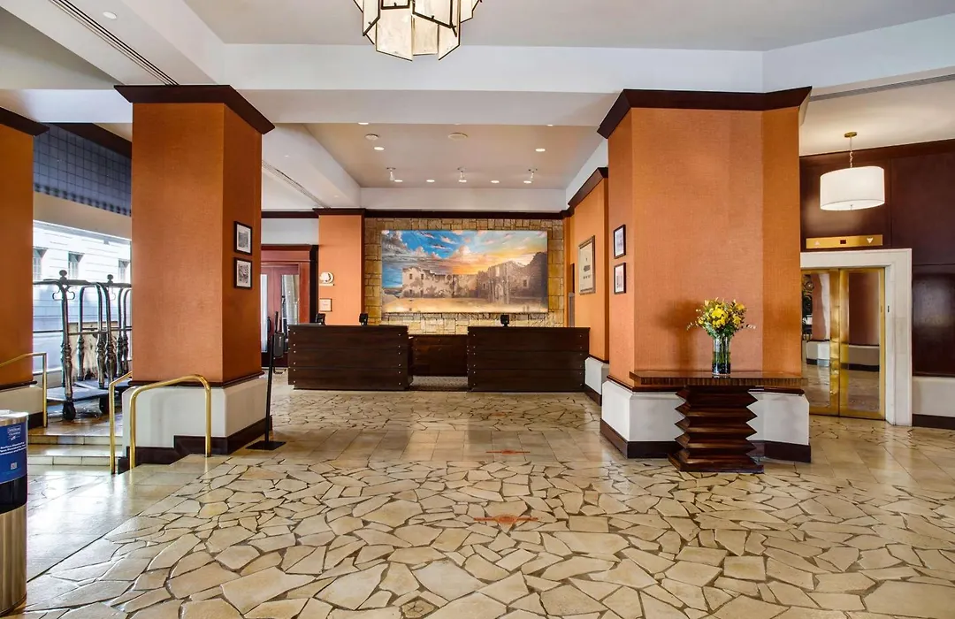 The Emily Morgan Hotel - A Doubletree By Hilton-1