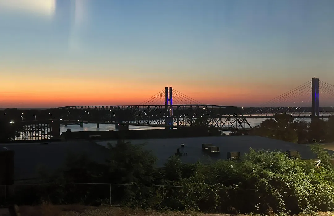Microtel Inn & Suites By Wyndham Quincy Downtown - River Area-1