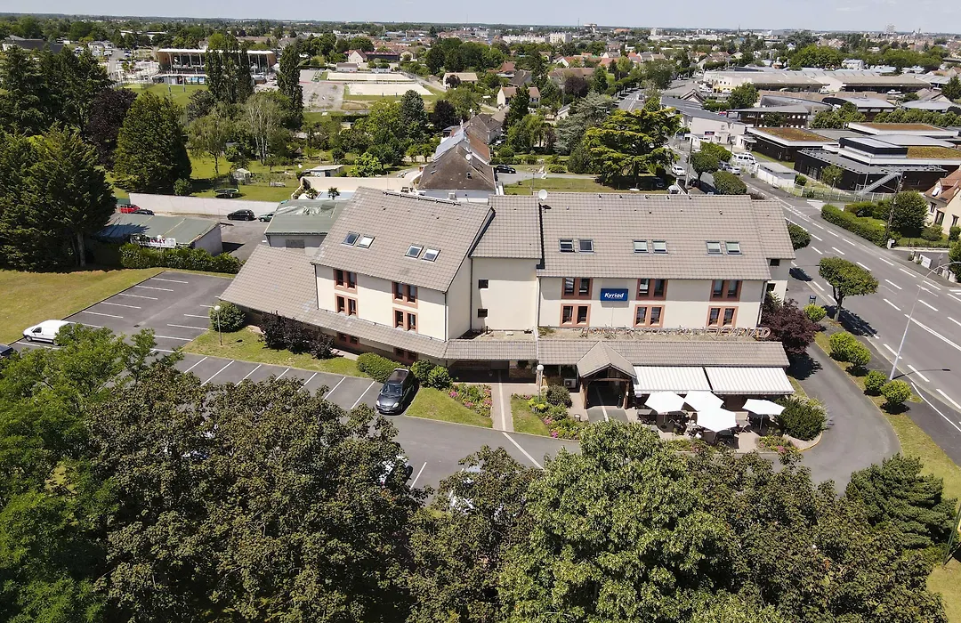 Kyriad Chateauroux-1