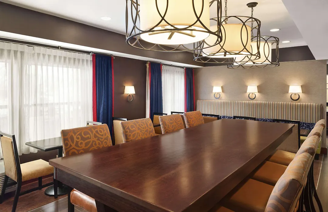 Hampton Inn Findlay-1