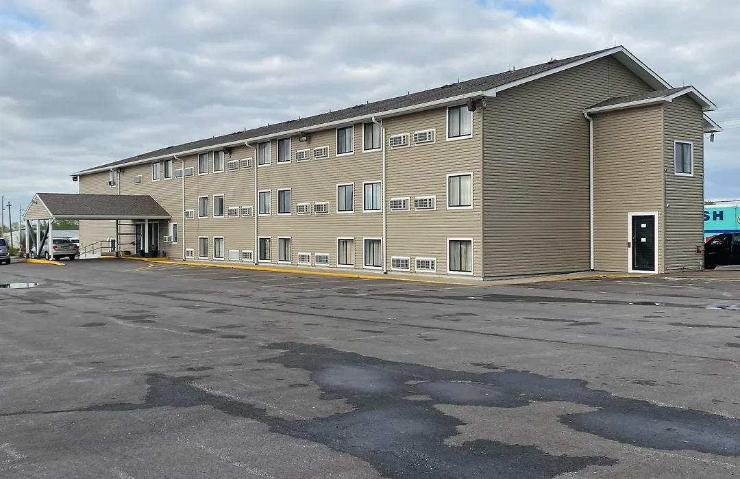 Oak Grove Inn-1