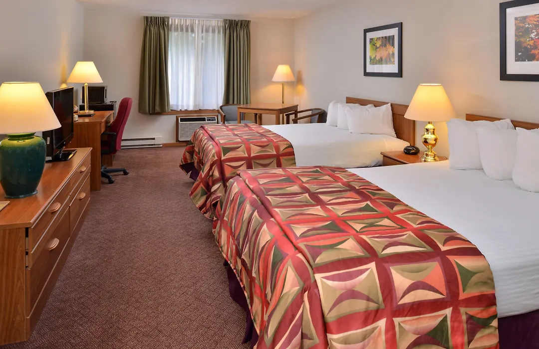 Travelodge By Wyndham Ishpeming/Marquette-1