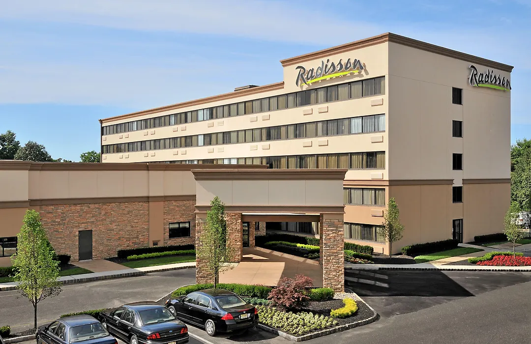 Radisson Hotel Freehold-1