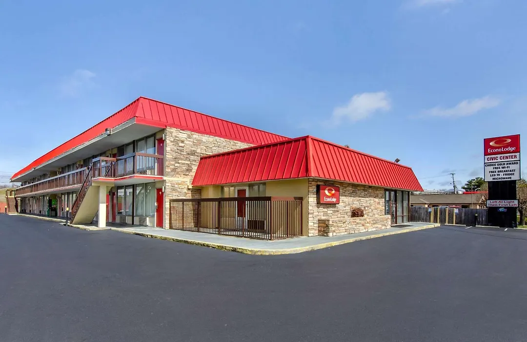 Econo Lodge Roanoke Civic Center-1