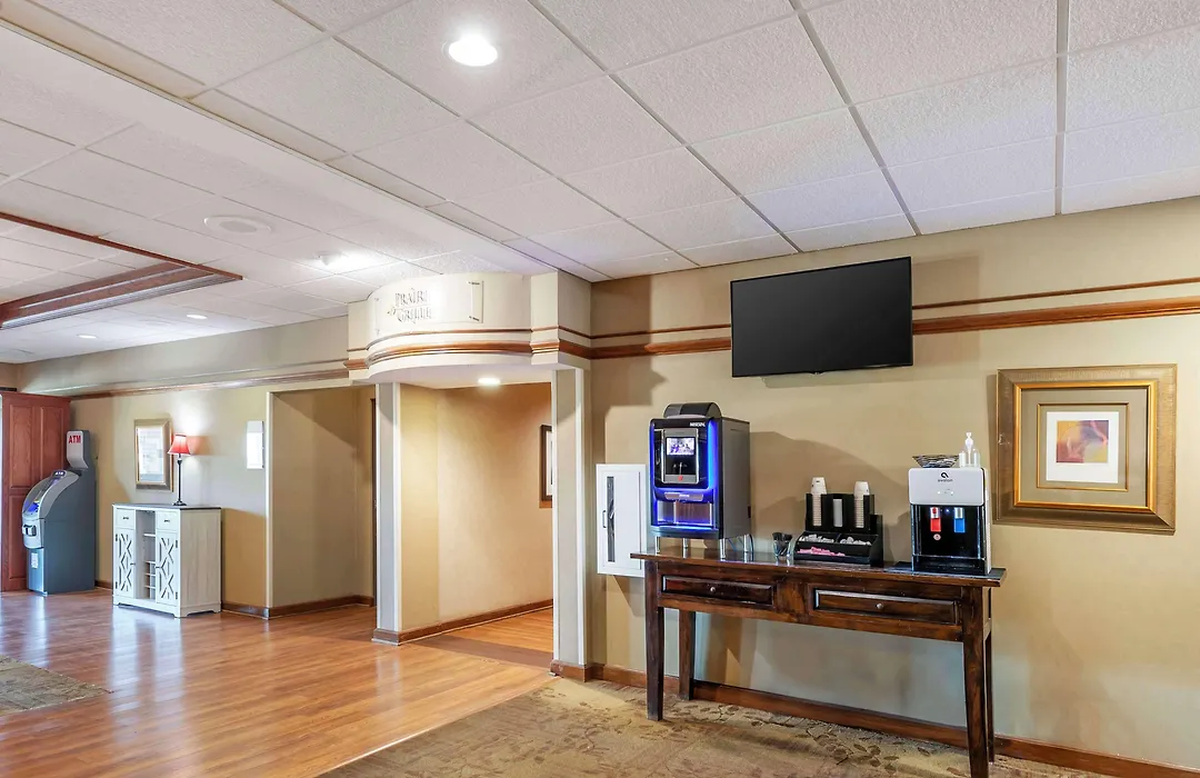 Best Western Plus Steeplegate Inn-1