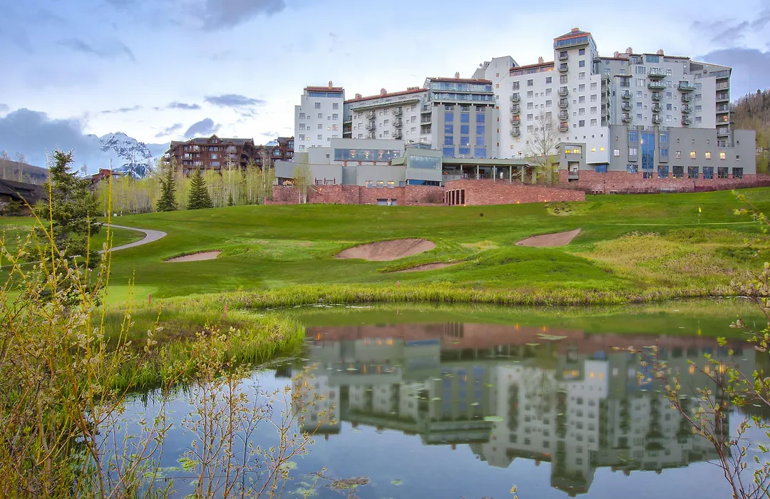The Peaks Resort And Spa-1