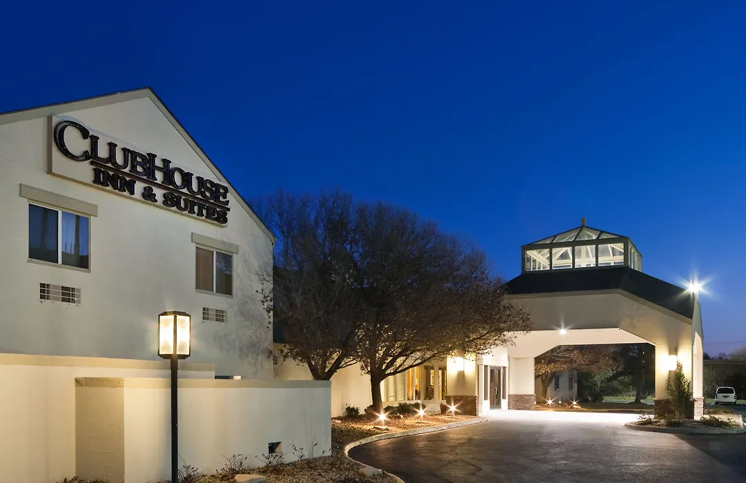 Quality Inn & Suites Albuquerque Midtown - University Area-1