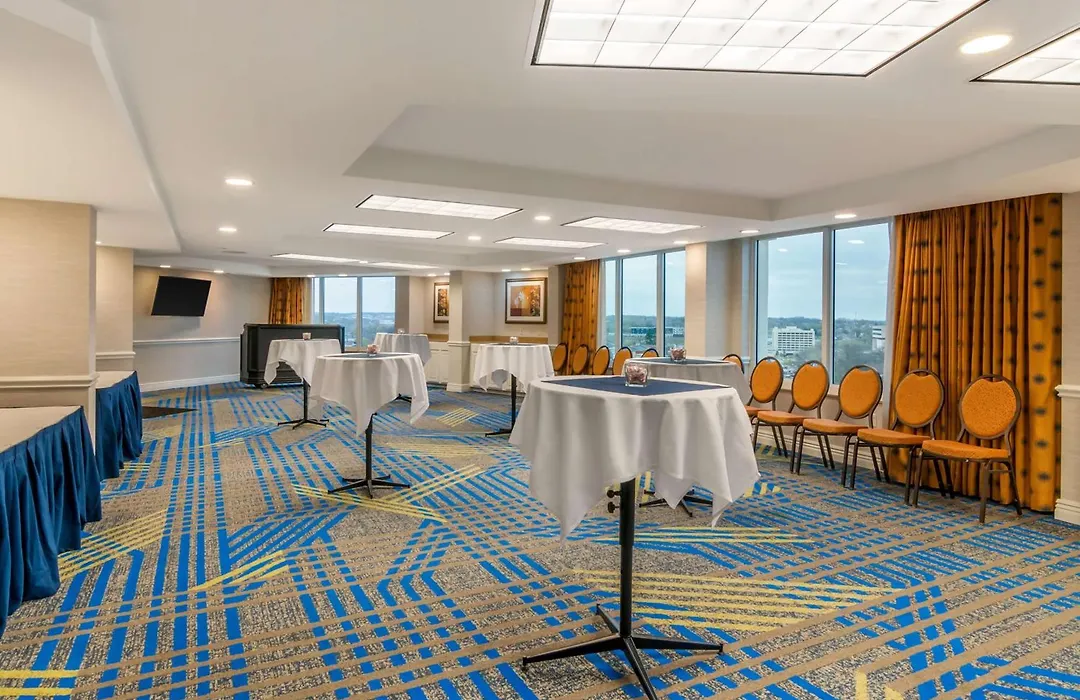 Doubletree By Hilton Jefferson City-1