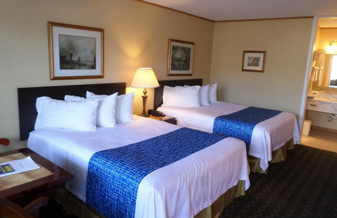 Travelodge By Wyndham Ogallala-1
