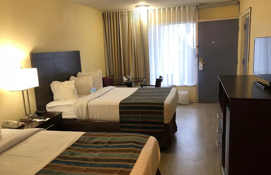 Days Inn By Wyndham Natchez-1