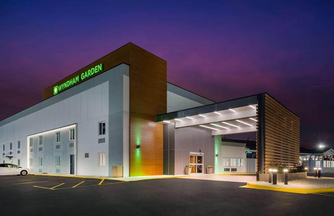 Wyndham Garden Ankeny-1
