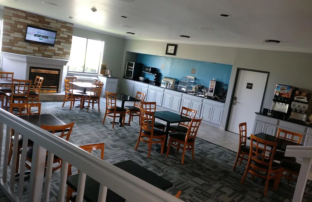 Red Roof Inn Evansville-1