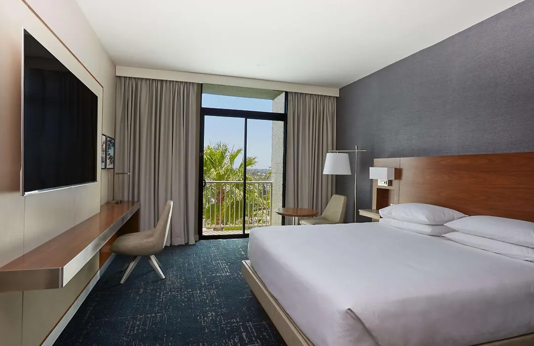 Hyatt Regency Newport Beach West-1