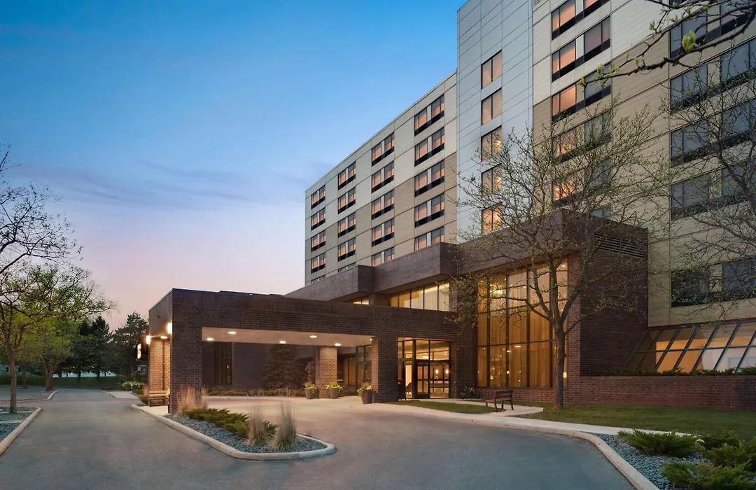 Doubletree By Hilton St. Paul, Mn-1