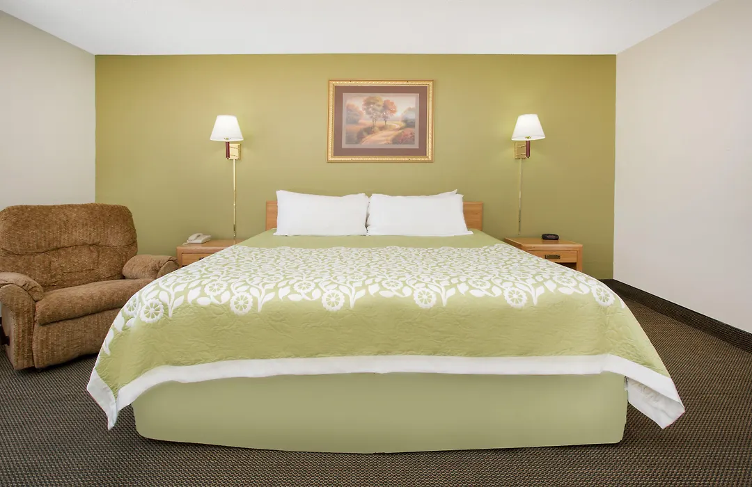 Days Inn By Wyndham Ogallala-1