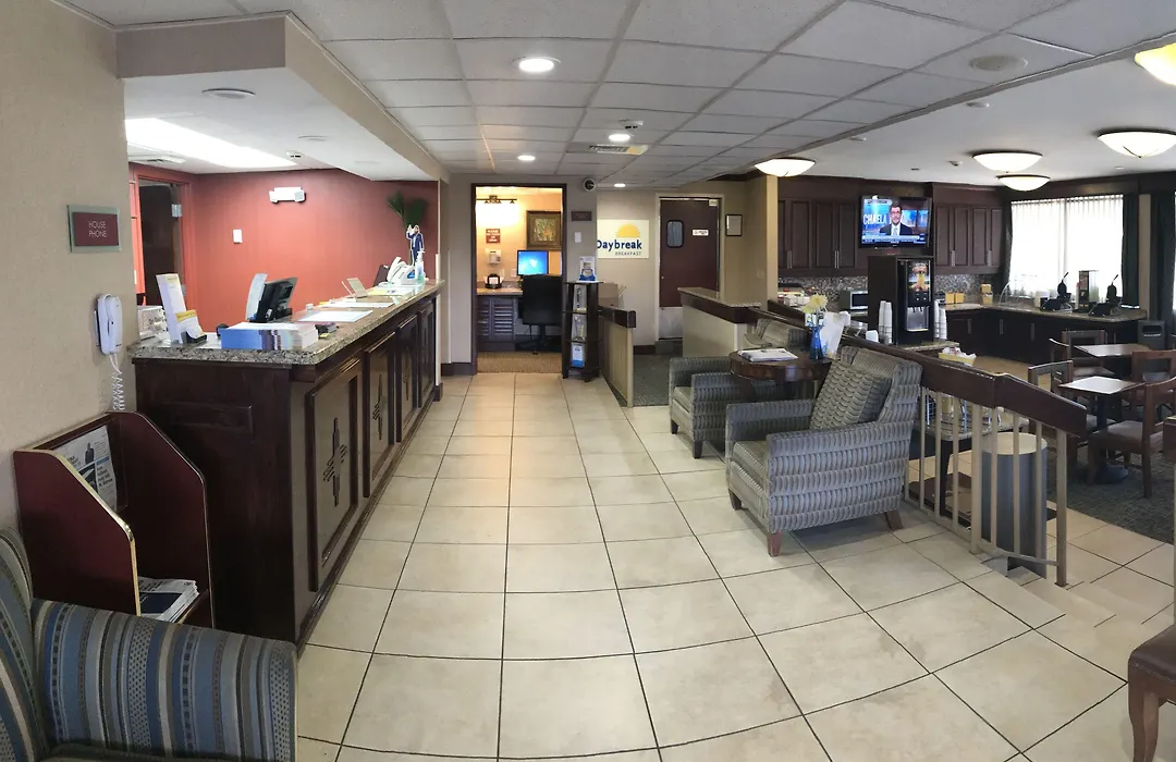 Days Inn By Wyndham Las Cruces-1