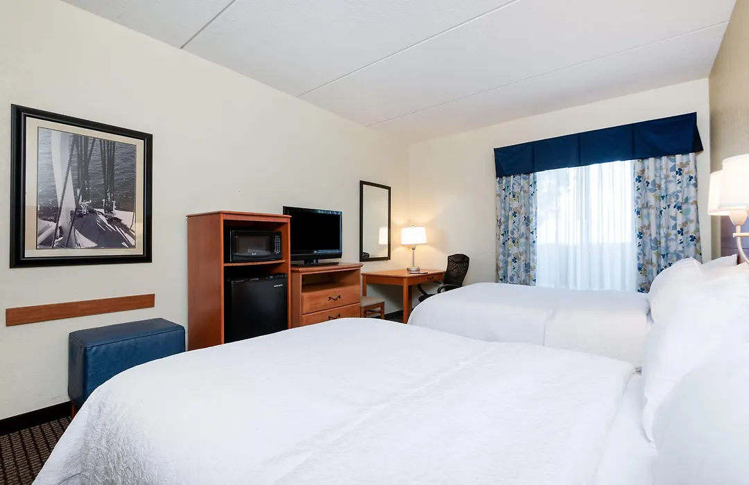 Hampton Inn Morehead City-1