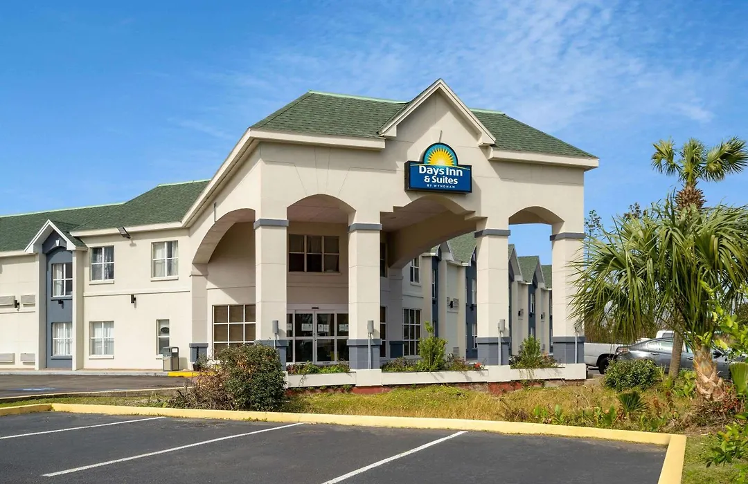 Days Inn By Wyndham Panama City-1