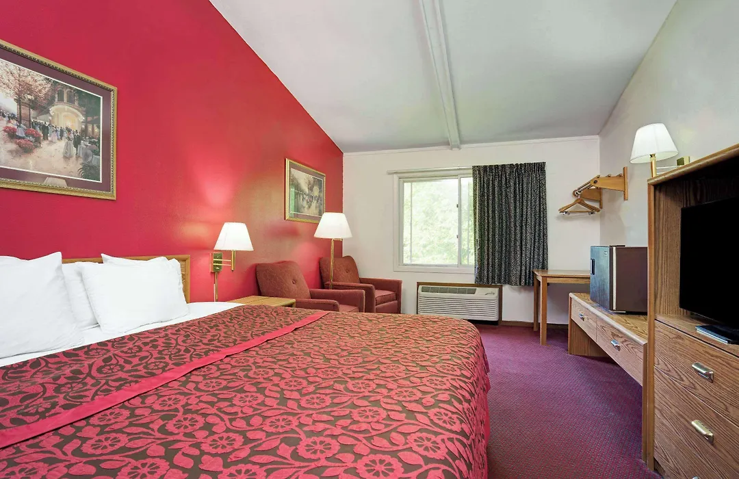 Travelodge By Wyndham Red Wing-1