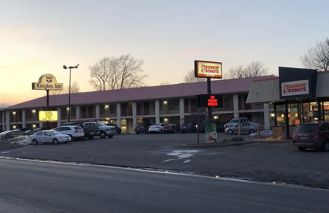 Knights Inn Oswego East-1