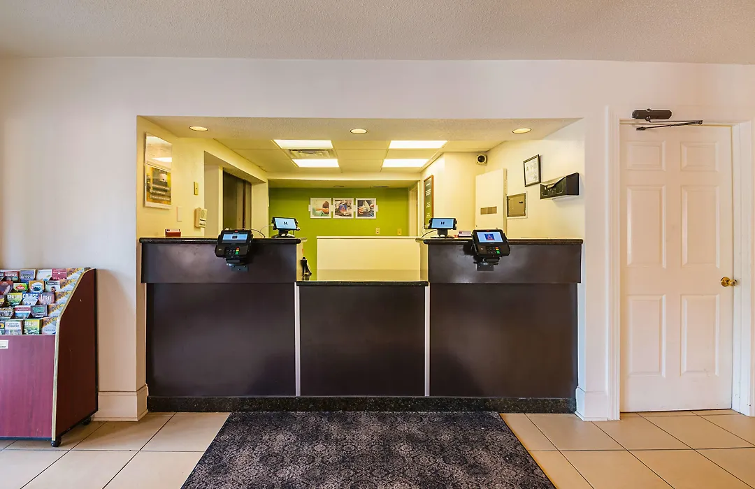 Studio 6 Extended Stay - Greensboro, Nc-1