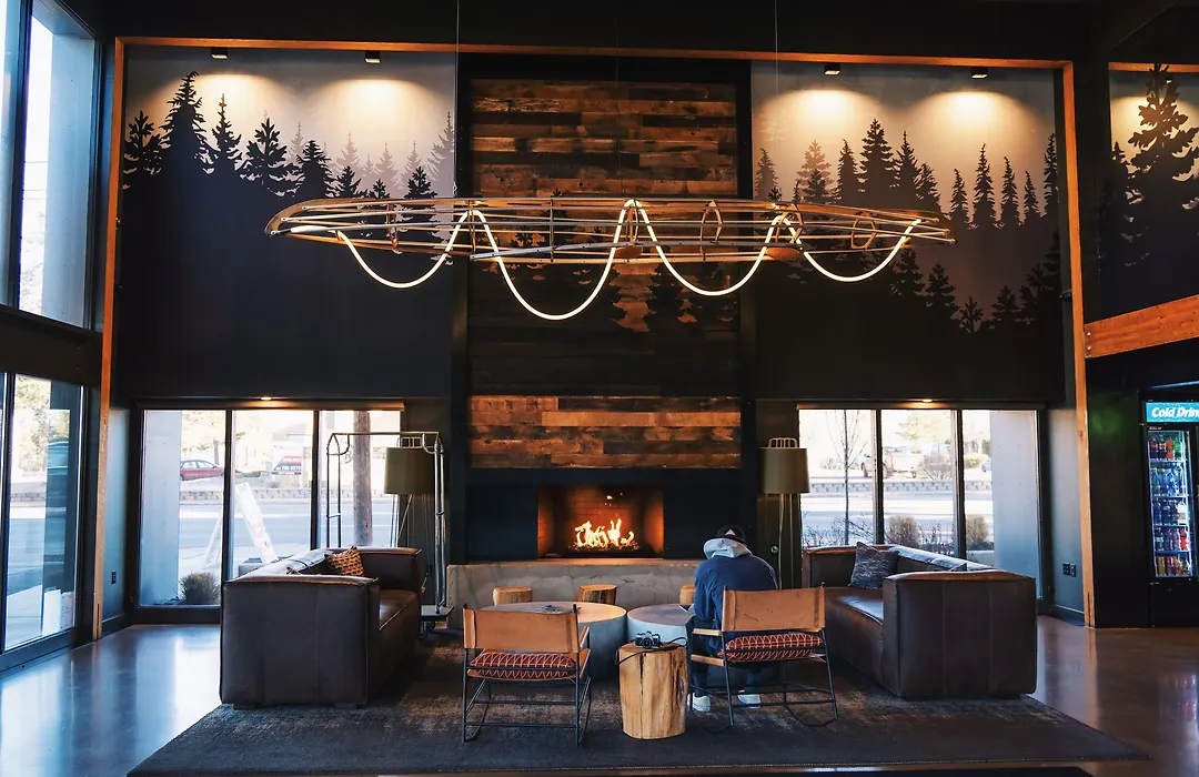 Waypoint Hotel-1