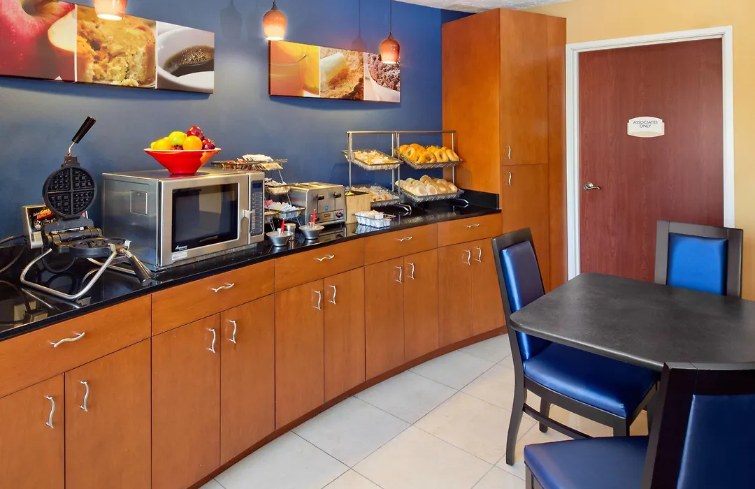 Fairfield Inn Kennewick-1