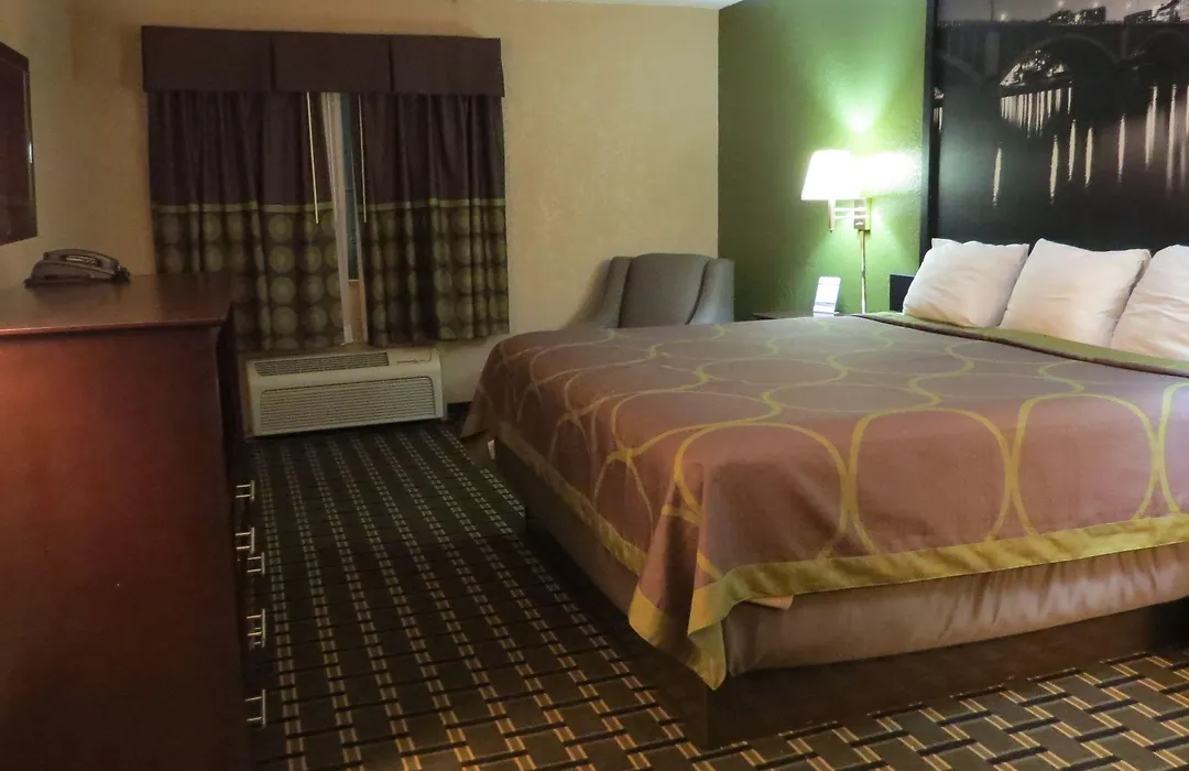 Super 8 By Wyndham Grand Prairie North-1