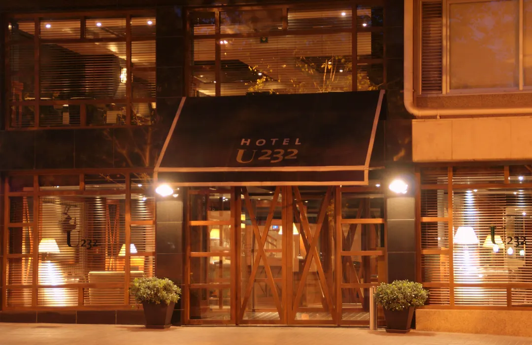 U232 Hotel-1