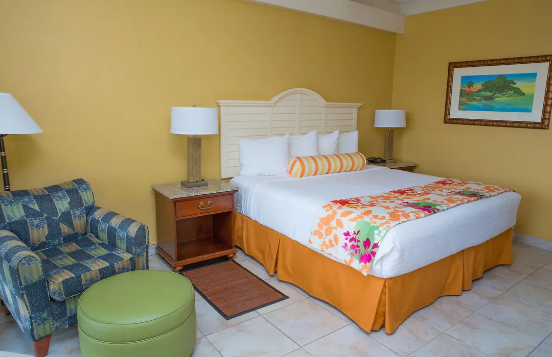 Best Western Plus Yacht Harbor Inn-1