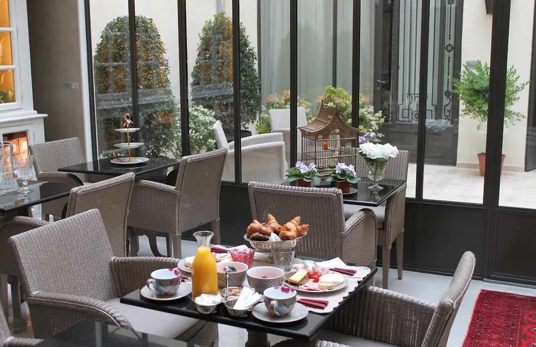 My Home In Paris-1