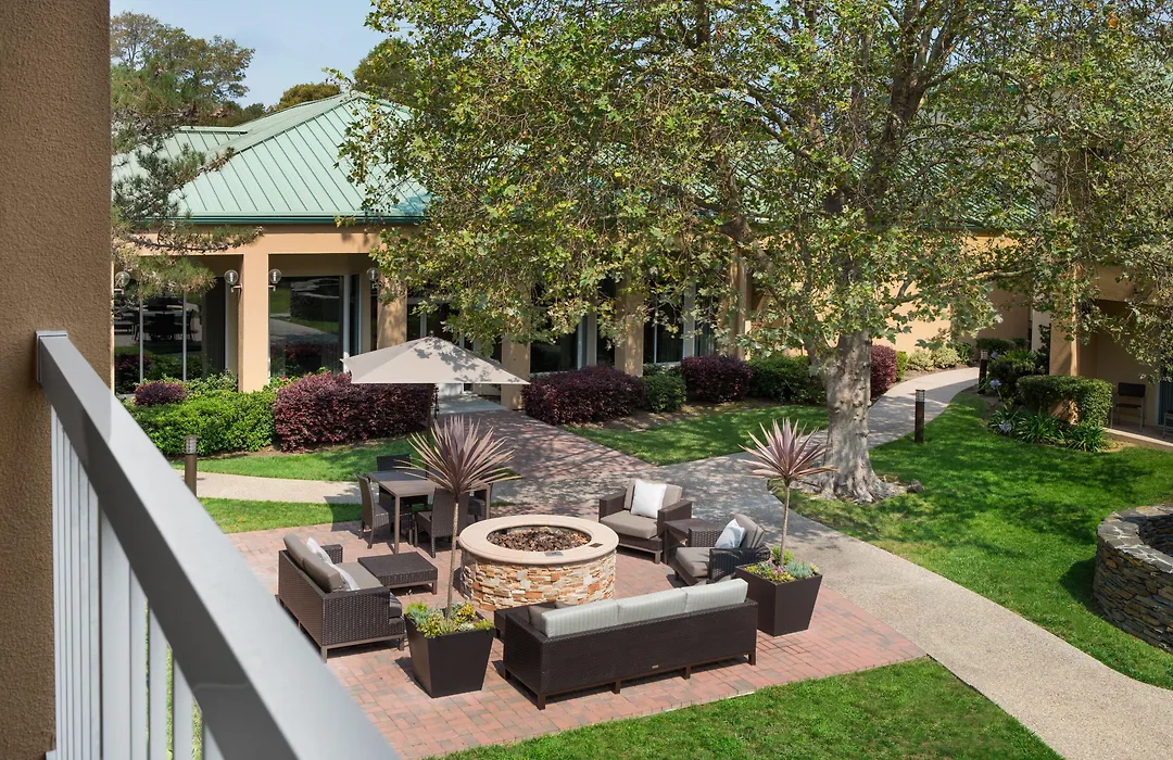 Courtyard By Marriott San Mateo Foster City-1