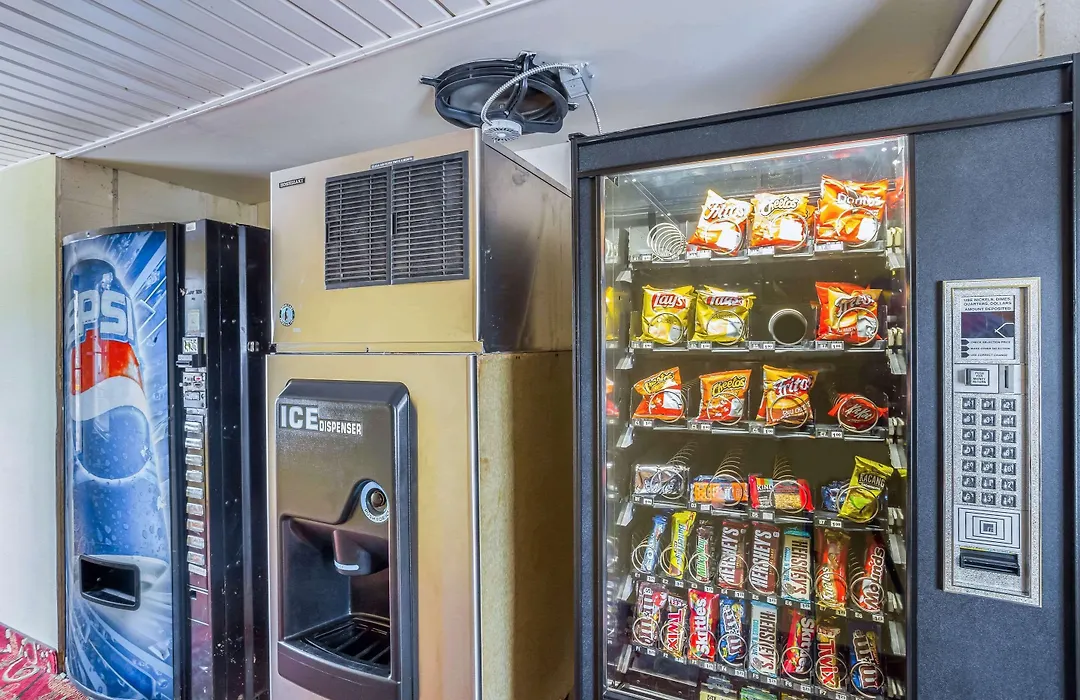 Econo Lodge Huntington - Barboursville University Area-1