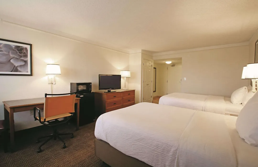 La Quinta By Wyndham Coral Springs University Dr-1