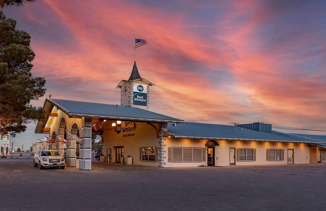 Best Western Swiss Clock Inn-1