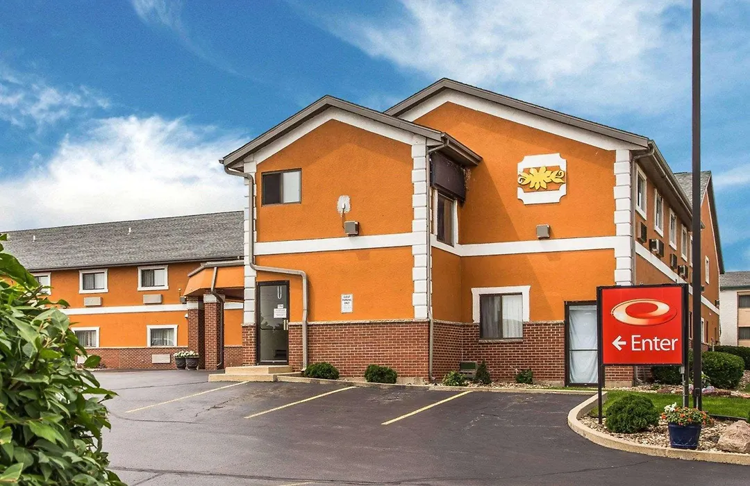 Econo Lodge Cedar Rapids South-1