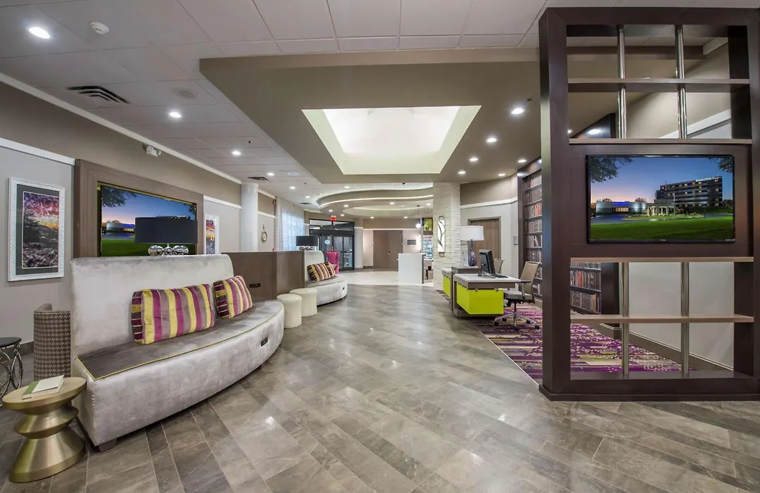 Doubletree By Hilton Winston Salem - University, Nc-1