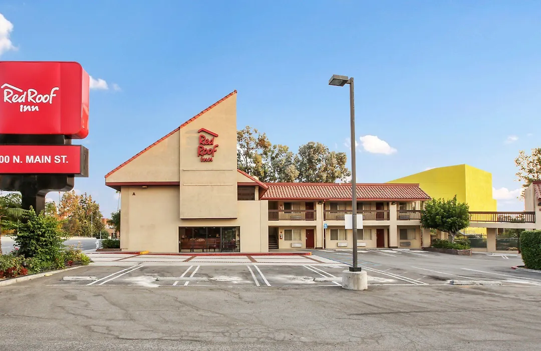 Red Roof Inn Santa Ana-1
